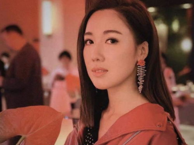 郭柯宇感慨李施嬅未婚状态：还好没结婚