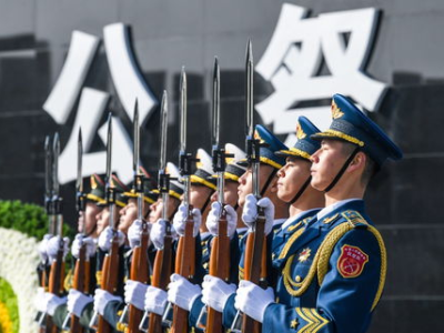 铭记历史，缅怀先烈——南京大屠杀死难者国家公祭仪式纪实